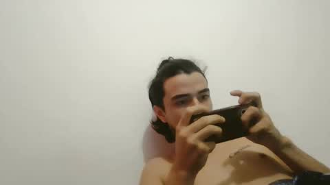 Snapshot of dani_42017 chatting on February 6, 2:48 pm dani_42017 online show from February 6, 2:48 pm