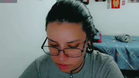 dani y jocelyn online show from March 19, 9:19 pm