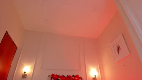 Hi I am Dani online show from December 12, 11:40 am