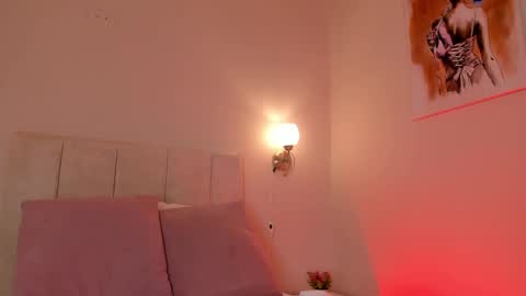 Hi I am Dani online show from March 5, 6:12 pm