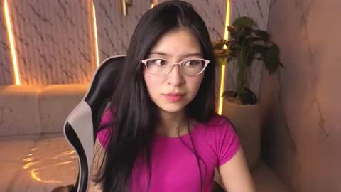 Snapshot of dani_tf chatting on March 4, 12:55 pm dani_tf online show from March 4, 12:55 pm