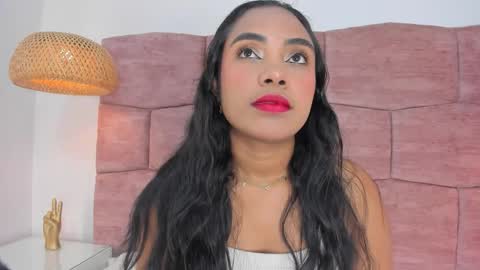 Snapshot of dani_velvet chatting on October 2, 3:24 am online show from October 2, 3:24 am