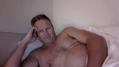 Snapshot of daniel0805 chatting on September 8, 11:48 pm daniel0805 online show from September 8, 11:48 pm