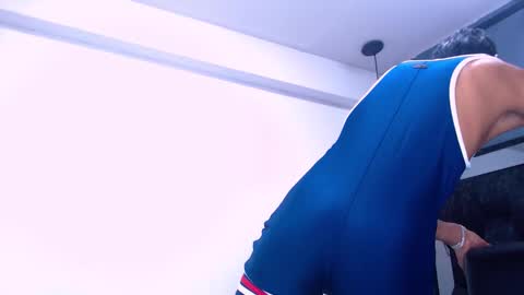 Daniel Delux  online show from November 4, 2:05 pm