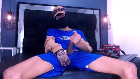 Daniel Delux  online show from November 29, 1:58 pm