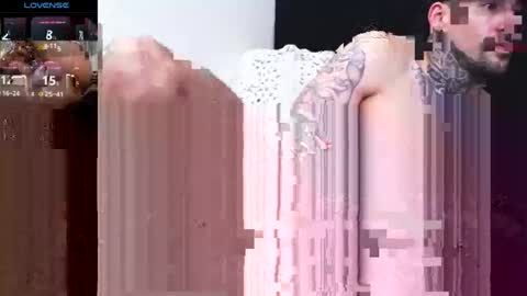 Snapshot of daniel_everhard1 chatting on December 29, 6:45 am Daniel online show from December 29, 6:45 am