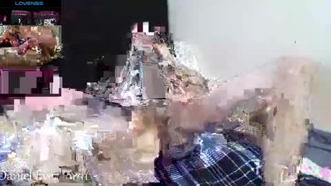 Snapshot of daniel_everhard1 chatting on January 7, 6:03 pm Daniel online show from January 7, 6:03 pm