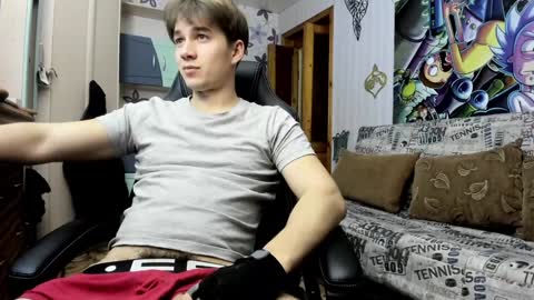 Snapshot of daniel_like chatting on December 9, 3:00 pm Just Ben online show from December 9, 3:00 pm