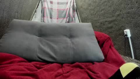 Snapshot of daniel_like chatting on November 28, 1:25 pm Just Ben online show from November 28, 1:25 pm