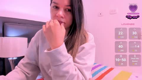 Snapshot of daniela_beauty chatting on October 11, 12:04 pm daniela online show from October 11, 12:04 pm
