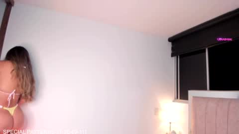  independent model   online show from March 25, 1:11 am