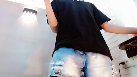 daniela_pink_ online show from October 6, 8:39 pm