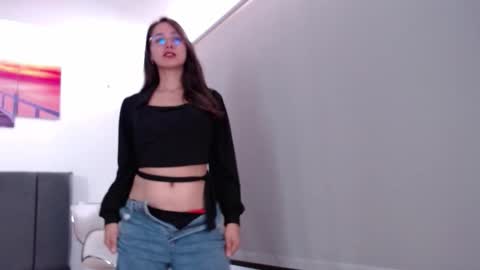 Daniela Romero online show from February 12, 7:20 pm