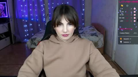 Daniela Cooper online show from November 17, 5:41 pm