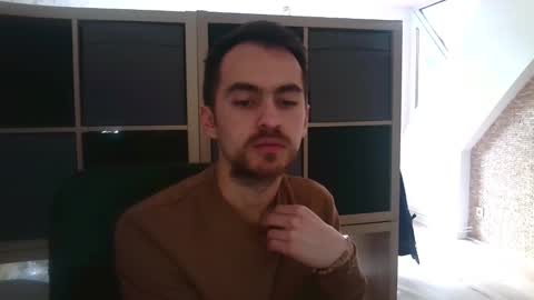 Snapshot of danielbt28 chatting on February 27, 11:20 am danielbt28 online show from February 27, 11:20 am