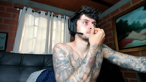 Daniele Bunny online show from January 3, 5:10 pm