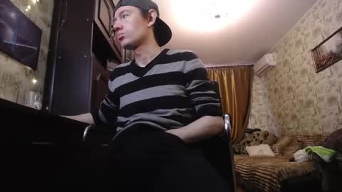 Daniel Grayson online show from March 4, 10:35 am