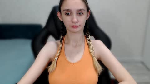 Daniella Martin online show from December 29, 12:41 am