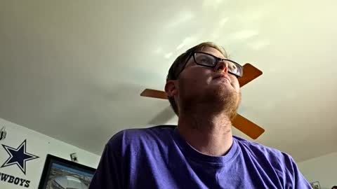 Snapshot of danielp_mod_cb chatting on October 27, 6:56 pm Daniel y. online show from October 27, 6:56 pm