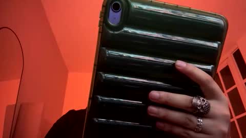 Snapshot of danieltarot81 chatting on November 1, 4:36 am cry daniel online show from November 1, 4:36 am