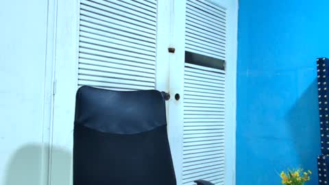 Snapshot of danii_scot chatting on January 25, 4:34 am Dani online show from January 25, 4:34 am