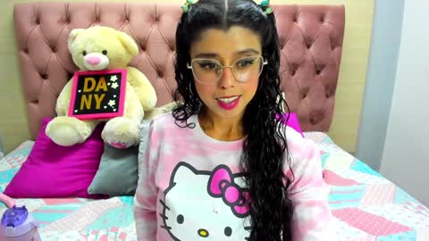 Snapshot of daniibelluci chatting on January 10, 2:04 am DaniiBelluci online show from January 10, 2:04 am
