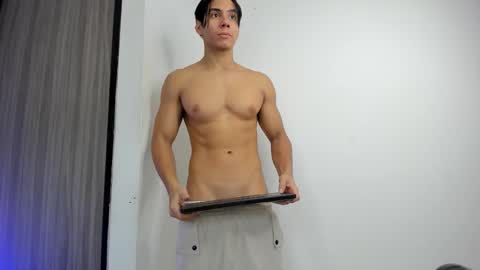 Snapshot of daniisus chatting on November 30, 11:25 am daniisus online show from November 30, 11:25 am