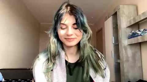 Melissa online show from February 17, 9:39 am