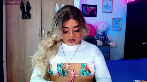 Snapshot of danipein chatting on November 12, 11:21 am danipein online show from November 12, 11:21 am