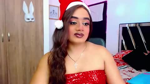 Snapshot of danipein chatting on December 1, 11:59 am danipein online show from December 1, 11:59 am