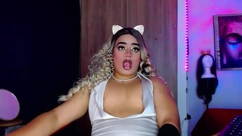 Snapshot of danipein chatting on February 7, 11:36 am danipein online show from February 7, 11:36 am