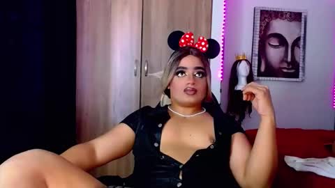 Snapshot of danipein chatting on February 8, 3:15 pm danipein online show from February 8, 3:15 pm