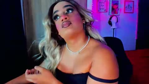 Snapshot of danipein chatting on March 4, 12:22 pm danipein online show from March 4, 12:22 pm