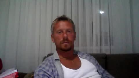 Snapshot of danisami12345 chatting on September 20, 10:44 pm daniel online show from September 20, 10:44 pm