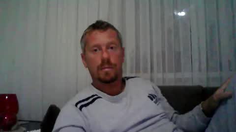 Snapshot of danisami12345 chatting on October 3, 2:30 am daniel online show from October 3, 2:30 am