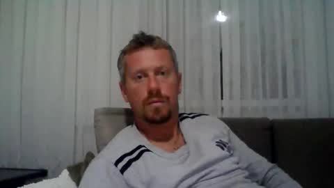 Snapshot of danisami12345 chatting on October 16, 2:01 am daniel online show from October 16, 2:01 am