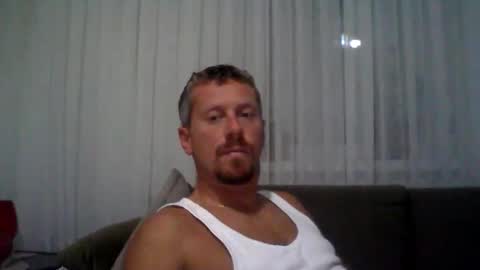 Snapshot of danisami12345 chatting on October 22, 10:09 pm daniel online show from October 22, 10:09 pm