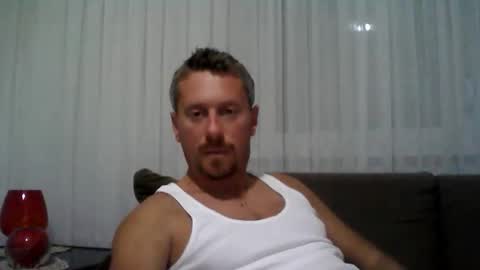 Snapshot of danisami12345 chatting on November 4, 11:37 pm daniel online show from November 4, 11:37 pm