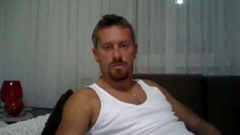 Snapshot of danisami12345 chatting on November 6, 7:48 pm daniel online show from November 6, 7:48 pm