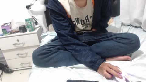 daniel segura online show from March 8, 3:54 am