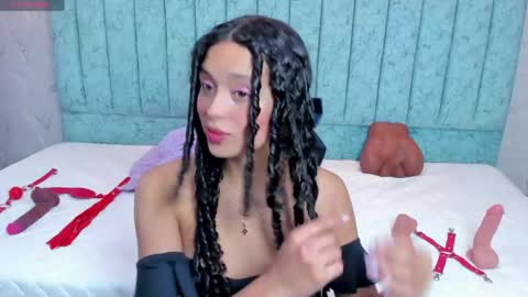 danix_coruscans online show from April 16, 5:47 pm