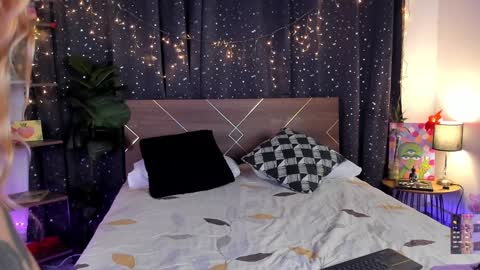 Dannacastle online show from December 28, 7:44 am