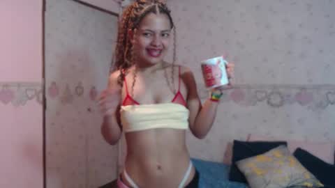 Snapshot of danna_luz1 chatting on March 4, 12:11 pm Luz online show from March 4, 12:11 pm