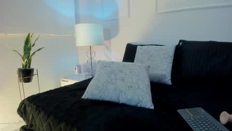 Snapshot of danna_palmeth chatting on November 24, 10:42 pm danna_palmeth online show from November 24, 10:42 pm