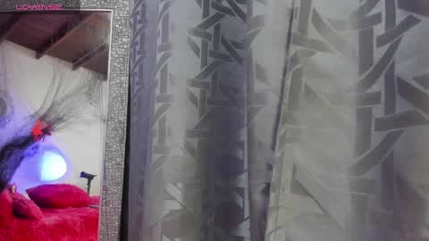 Snapshot of dannaa_williams chatting on October 13, 11:10 am Danna online show from October 13, 11:10 am