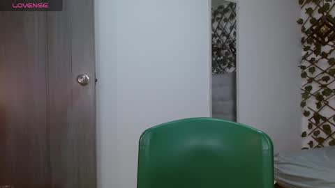 dannaberlin_0 online show from January 26, 12:01 pm