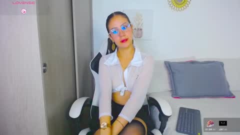 Snapshot of dannagomez07 chatting on October 11, 1:16 am The love of your life online show from October 11, 1:16 am