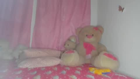 Danna Sofia jeins online show from September 29, 12:21 pm