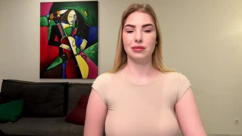 dannamissss online show from December 22, 9:31 pm