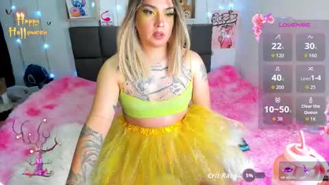 Snapshot of dannia_13 chatting on October 7, 2:09 am dannia_13 online show from October 7, 2:09 am